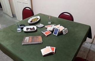 Kumar oynanan evdeki 8 şahsa para cezası