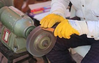 Kurban Bayramı öncesi bıçaklar tek tek bilenme...