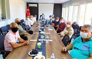 Kuşadası’nda muhtarlar toplantısı yapıldı