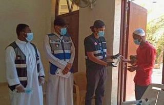 Kuveyt’te 4 ay sonra camilerde ilk cuma namazı...