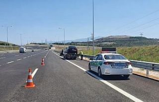 Kuzey Marmara Otoyolunda arızalanan araçlara anında...