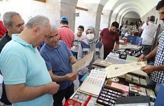 Malatya’da ilk antika pazarı Kervansaray’da açıldı