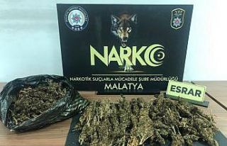 Malatya’da uyuşturucu ile mücadele de 1 kilo esrar...