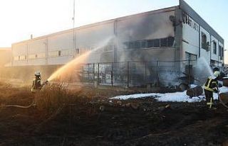 Manisa’da atık depolama tesisinde korkutan yangın