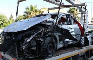 Mersin’de özel harekat polisleri kaza yaptı: 4...