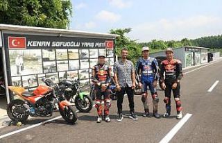 Milli motosikletçiler, Kenan Sofuoğlu yönetiminde...
