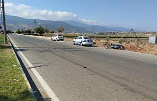 Motosiklet otomobile çarptı: 1 yaralı