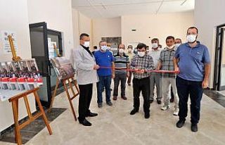 NEÜ İlahiyat Fakültesinde 15 Temmuz sergisi