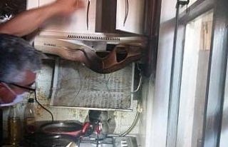 Ocakta unutulan çaydanlık evi yakacaktı