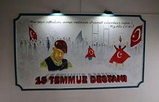 Öğretmenevi duvarına ’15 Temmuz’ rölyefi