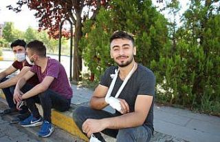 Oltu’da acemi kasaplar iş başında