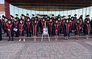 OMÜ Diş Hekimliği 76 mezun verdi