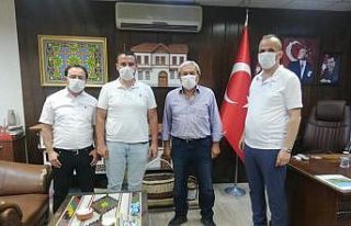 Osmaneli’nde parti başkanlarından örnek davranış