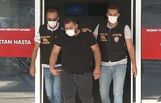 Otobüs şoförünü satırla yaralayan saldırgan...