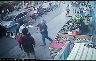 (Özel) - Kadıköy’de bıçaklı dehşet kamerada
