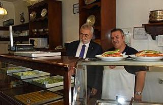 Palandöken: “Bayram sofranız sağlıksız yiyeceklerle...