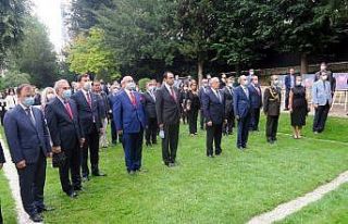 Paris’te 15 Temmuz şehitleri anıldı