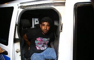 Polisten kaçan motosiklet sürücüsü kovalamaca...