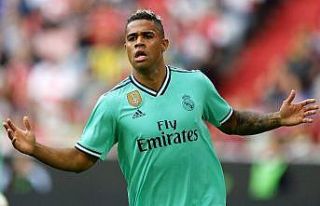 Real Madrid’de Mariano Diaz’ın korona virüs...