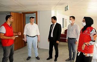 Rektör Aldemir, Genç Ofis ve Yurt inşaatında incelemede...