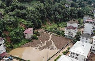Rize’deki selin ardından temizleme çalışmaları...