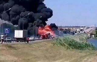 Rusya’da seyir halindeki kamyon alev topuna döndü