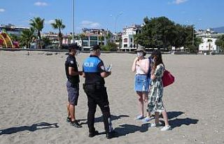 Samsun polisinden boğulma vakalarına karşı vatandaşa...