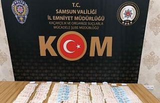 Samsun’da şüpheli araçtan 776 adet sahte para...