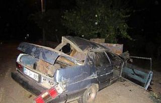 Sandıklı’da trafik kazası: 2 yaralı