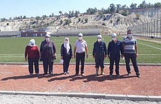 Şaphane futbol sahasında bakım onarım ve peyzaj...