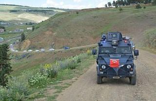 Sarıkamış’ta yüzlerce araç, 15 Temmuz konvoyu...