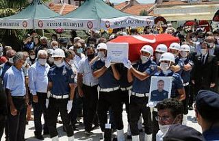 Şehit polis toprağa verildi