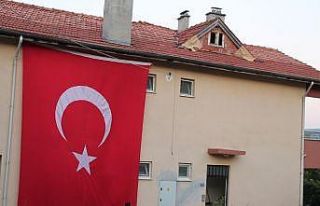 Şehit polisin Tosya’daki baba ocağına Vali Avni...