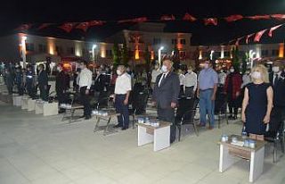 Selendi’de 15 Temmuz Gecesi yüzlerce kişi meydandaydı