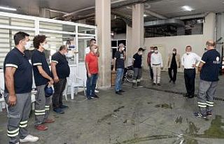 Seyhan’da mesafeli bayramlaşma