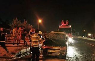 Seyir halindeki araç yandı