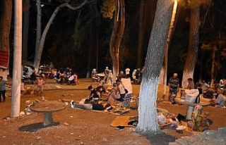 Sıcak hava bunaltınca, serinlemek için yükseklere...