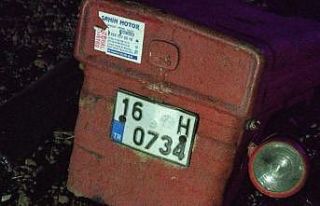 Sollamak isterken, traktörü parçaladı