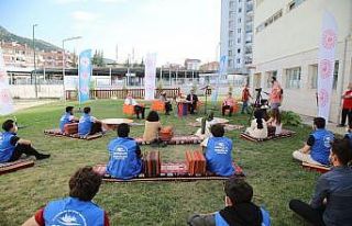 Sosyal mesafeli söyleşi