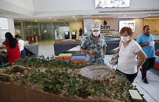 Tarihi mekanların maketleri Büyükşehir fuayesinde