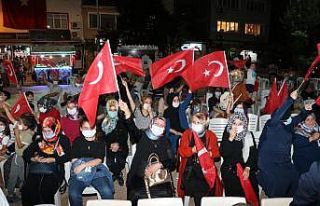 Taşova ’Demokrasi Nöbeti’nde buluştu