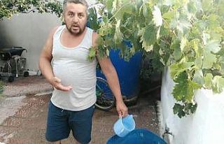 Tatil yerinde su sorununa vatandaşlardan tepki