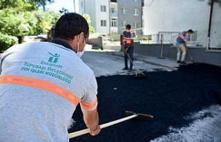 Tepebaşı’nda kaldırım ve yol çalışmaları