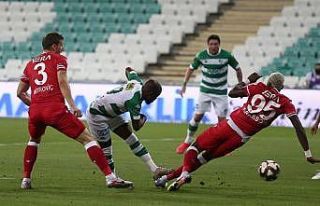 TFF 1. Lig Play-Off Yarı Final: Bursaspor: 0 - Adana...