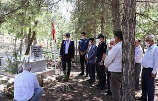 Tufanbeyli’de şehitlikler ziyaret edildi