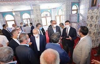 Turan ailesi tarafından yaptırılan cami dualarla...