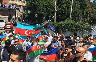 Ukrayna’daki Azerbaycan vatandaşlarından Ermenistan...