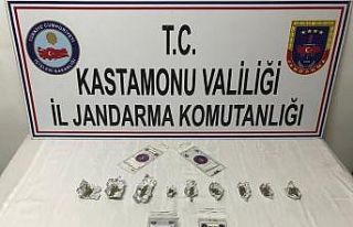 Uyuşturucu sanıklarına hapis cezası