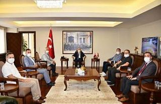 Vali Dağlı’dan “internet yasası” vurgusu