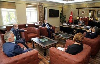 Vali Günaydın “Pandemi Sürecinde Muhtarlarımıza...